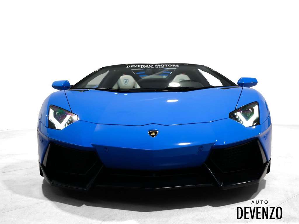 2015 Lamborghini Aventador LP700-4 Roadster
