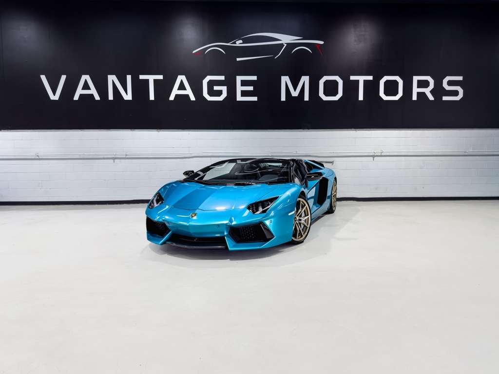 2015 Lamborghini Aventador LP700-4 Roadster